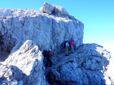 023-Im Klettersteig auf dem Weg zur Suedspitze